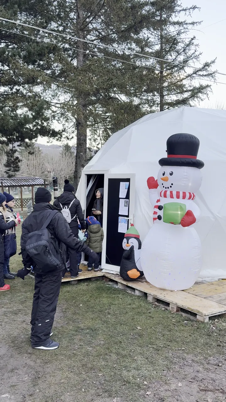 Proiezioni immersive per bimbi: famiglie planetario mobile roccaraso
