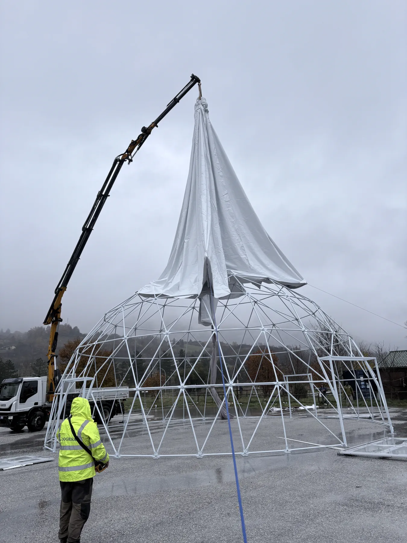 Théâtre immersif: allestimento cupola teatro immersivo gru