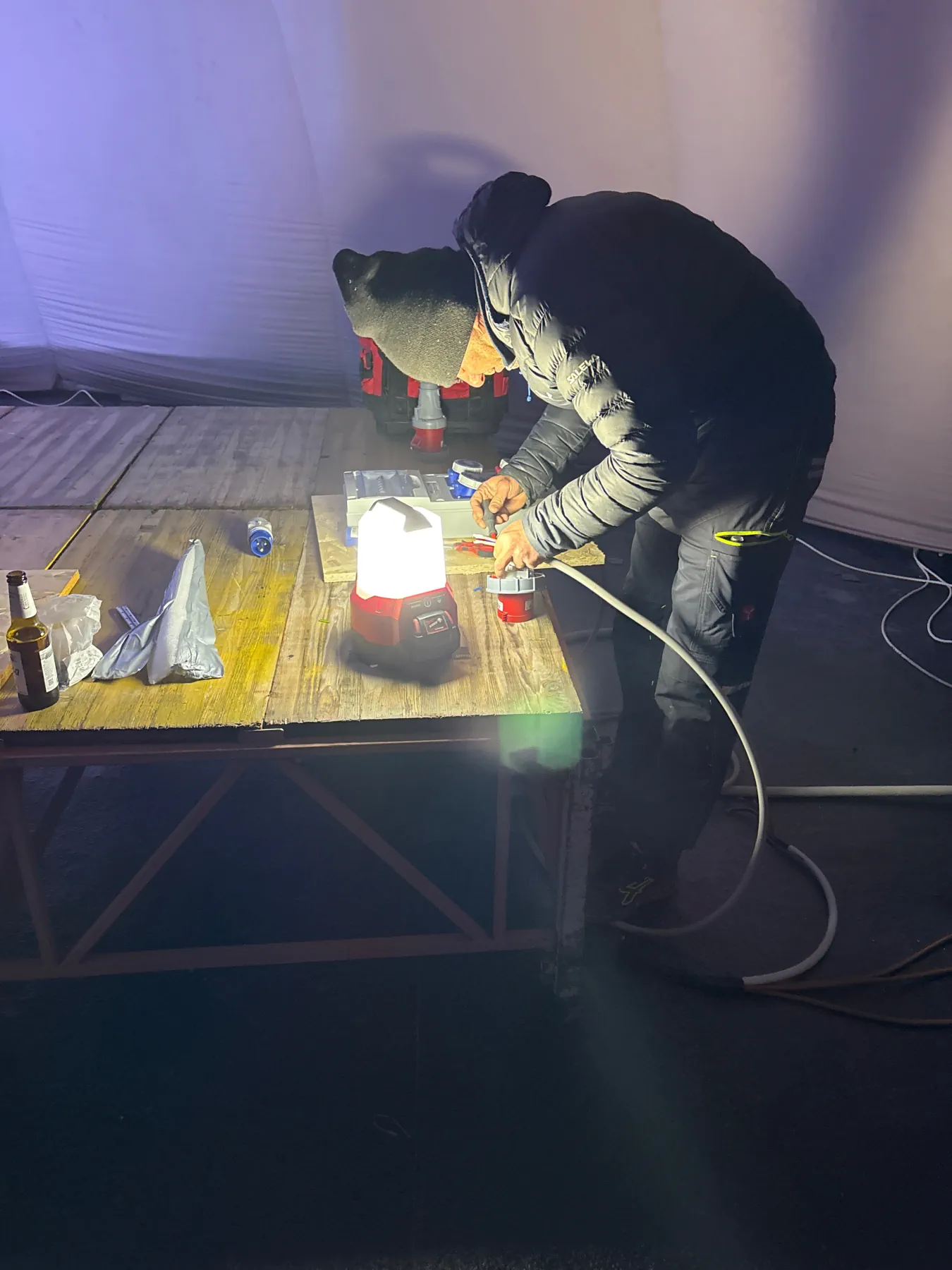 Théâtre immersif: cablaggio produzione teatrale immersiva