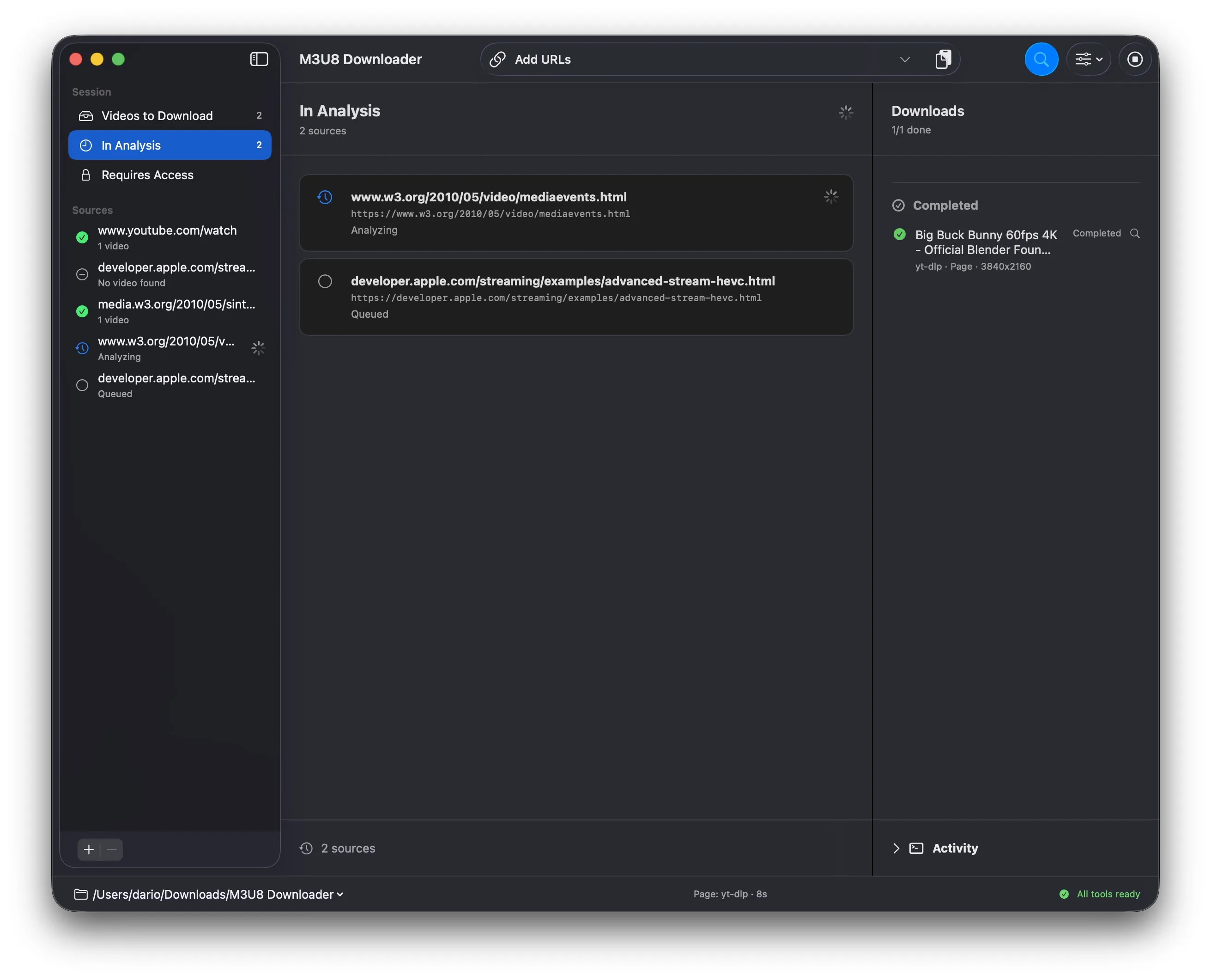 Analyse-Warteschlange von M3U8 Downloader mit aktiven und wartenden Quellen